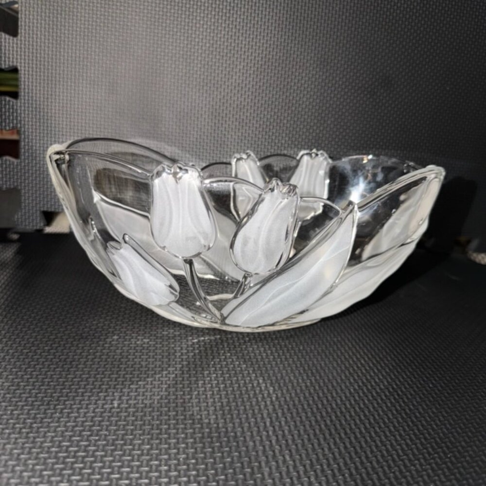 Vintage Mikasa Crystal Satin Frosted Tulips & Leaves Large Oval Serving Bowl